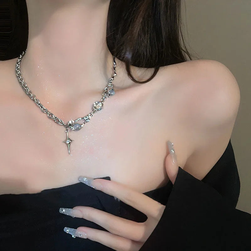 Kpop – collier étoile brillante pour femmes, pendentif croix en cristal Zircon Y2K, chaîne de clavicule couleur argent Antique pour filles