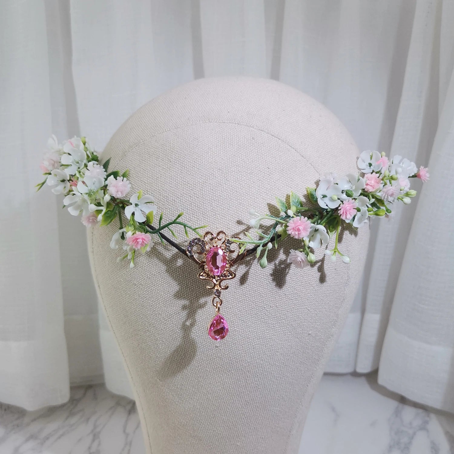 Couronne de fleurs, accessoires pour cheveux, décoration de chapeau, guirlandes florales printanières avec bijoux central luxueux