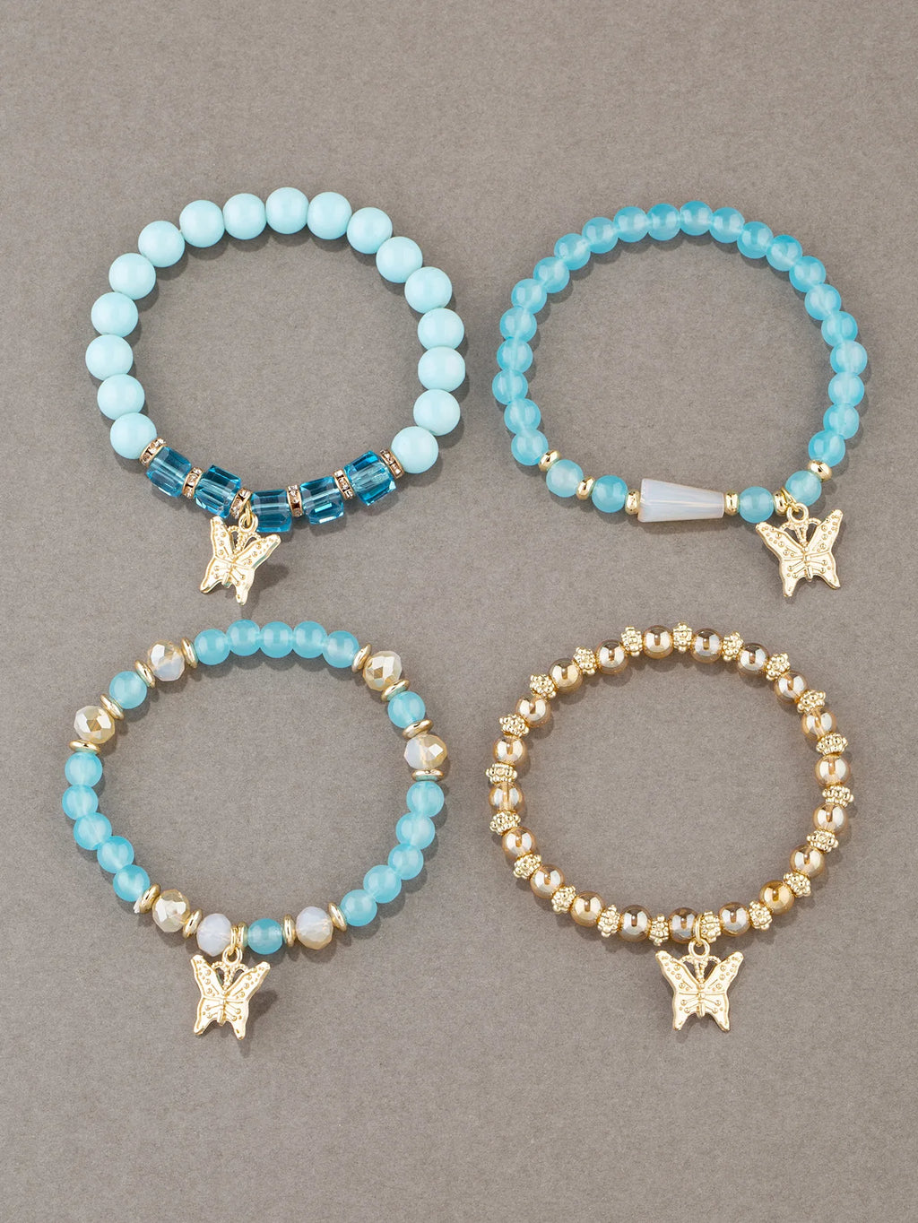 Ensemble de bracelets en perles papillon pour femmes, 4 pièces, tendance, perles acryliques roses, chaîne élastique, bohème, bijoux de fête, cadeau