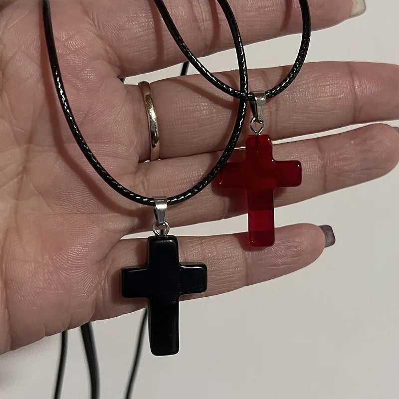 Collier gothique Vintage avec pendentif croix rouge, corde noire, pour Couple, bijoux, accessoires esthétiques