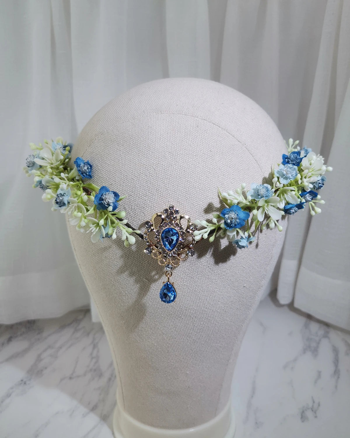 Couronne de fleurs, accessoires pour cheveux, décoration de chapeau, guirlandes florales printanières avec bijoux central luxueux