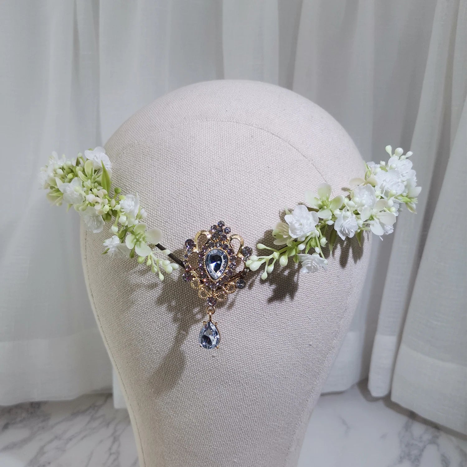 Couronne de fleurs, accessoires pour cheveux, décoration de chapeau, guirlandes florales printanières avec bijoux central luxueux