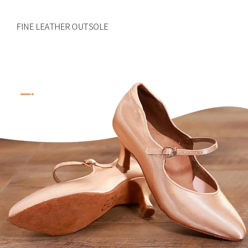 Chaussures de danse modernes pour femmes, baskets Standard en Satin à semelles souples, chaussures d'entraînement pour salle de bal, valse, Tango pour dames