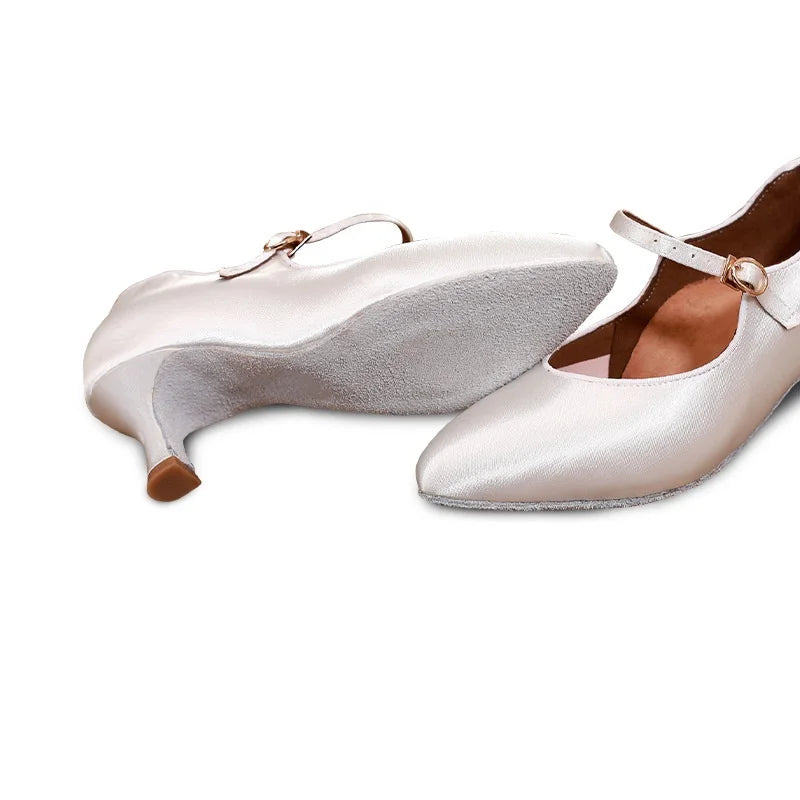 Chaussures de danse modernes pour femmes, baskets Standard en Satin à semelles souples, chaussures d'entraînement pour salle de bal, valse, Tango pour dames