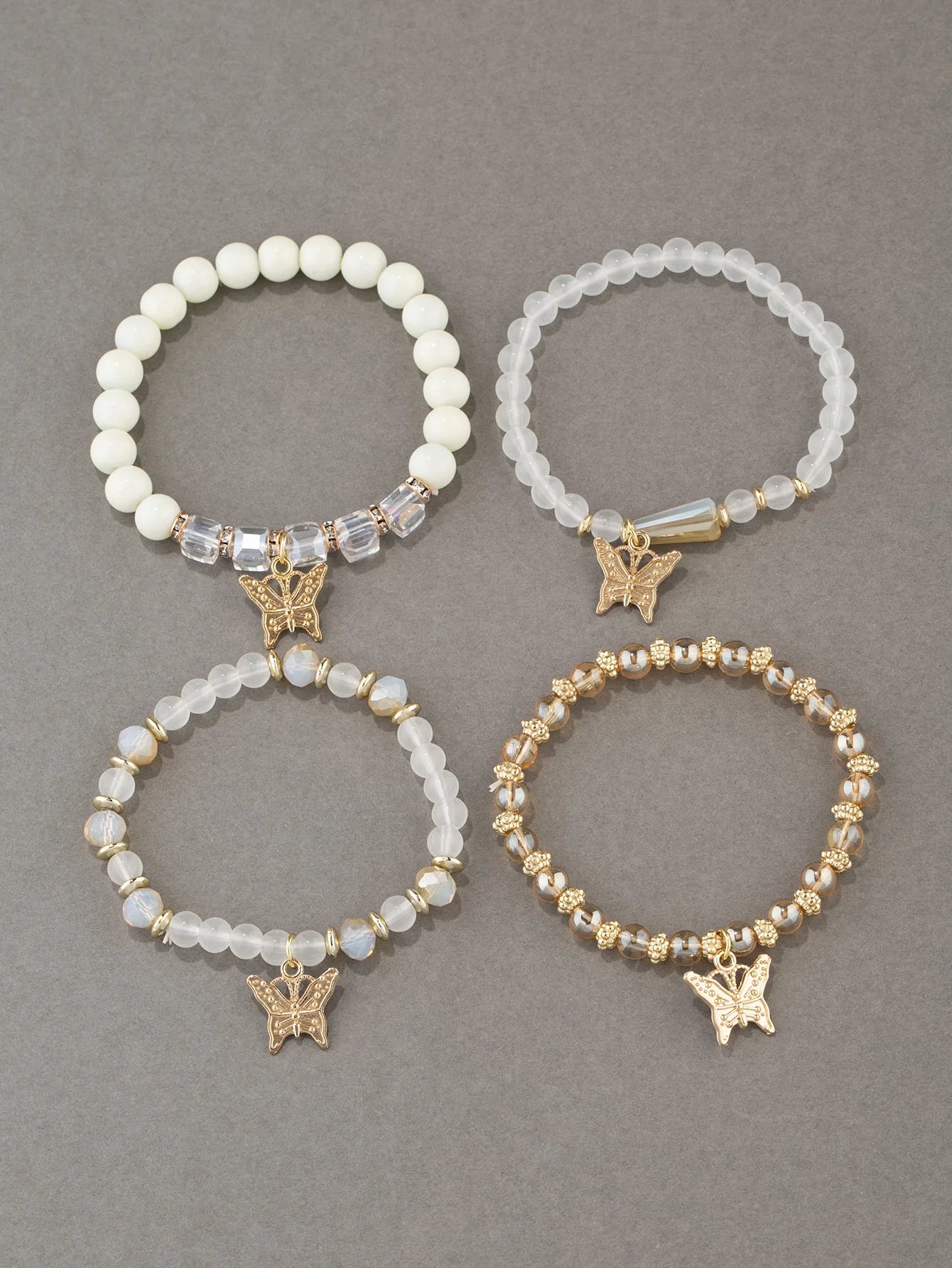 Ensemble de bracelets en perles papillon pour femmes, 4 pièces, tendance, perles acryliques roses, chaîne élastique, bohème, bijoux de fête, cadeau