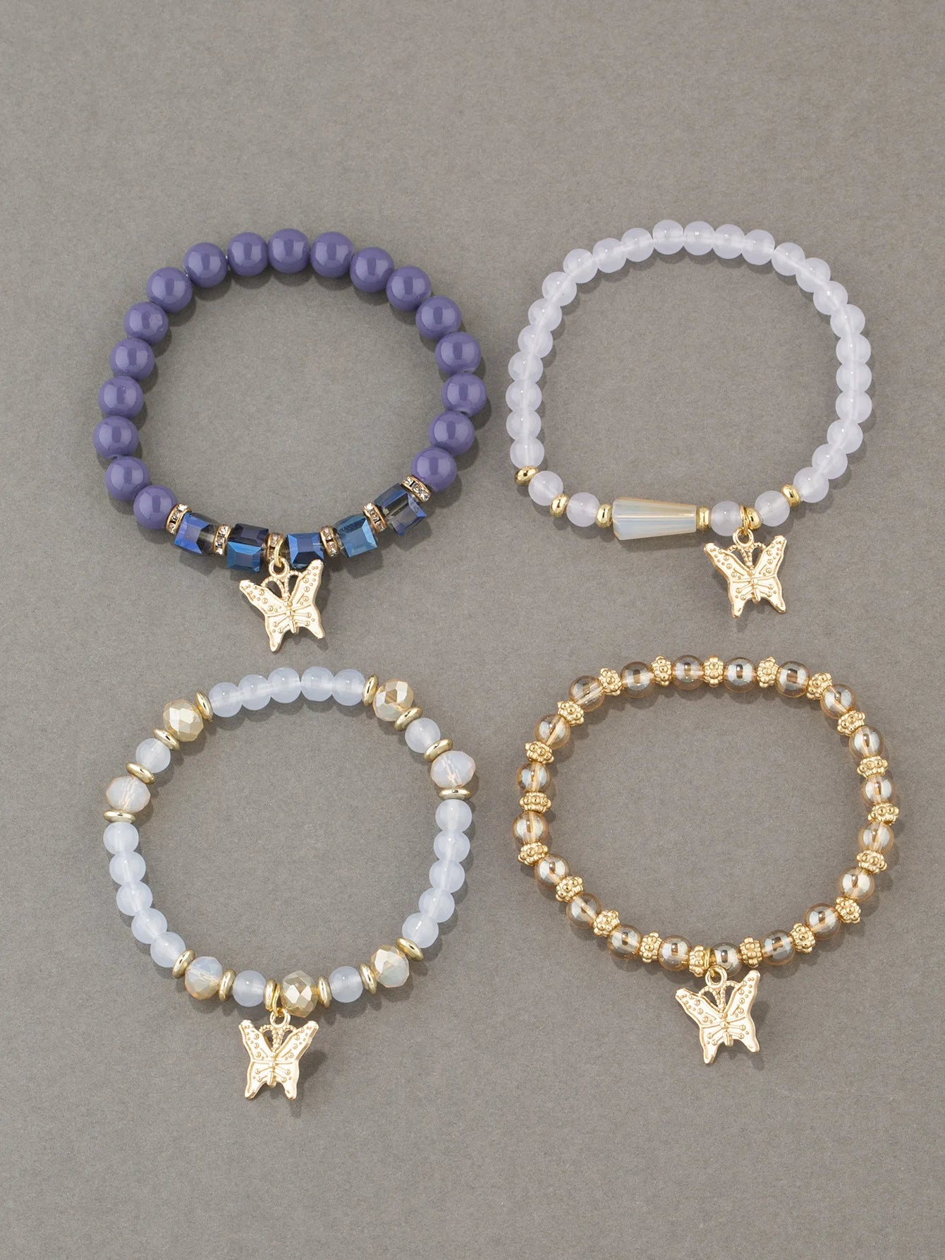 Ensemble de bracelets en perles papillon pour femmes, 4 pièces, tendance, perles acryliques roses, chaîne élastique, bohème, bijoux de fête, cadeau