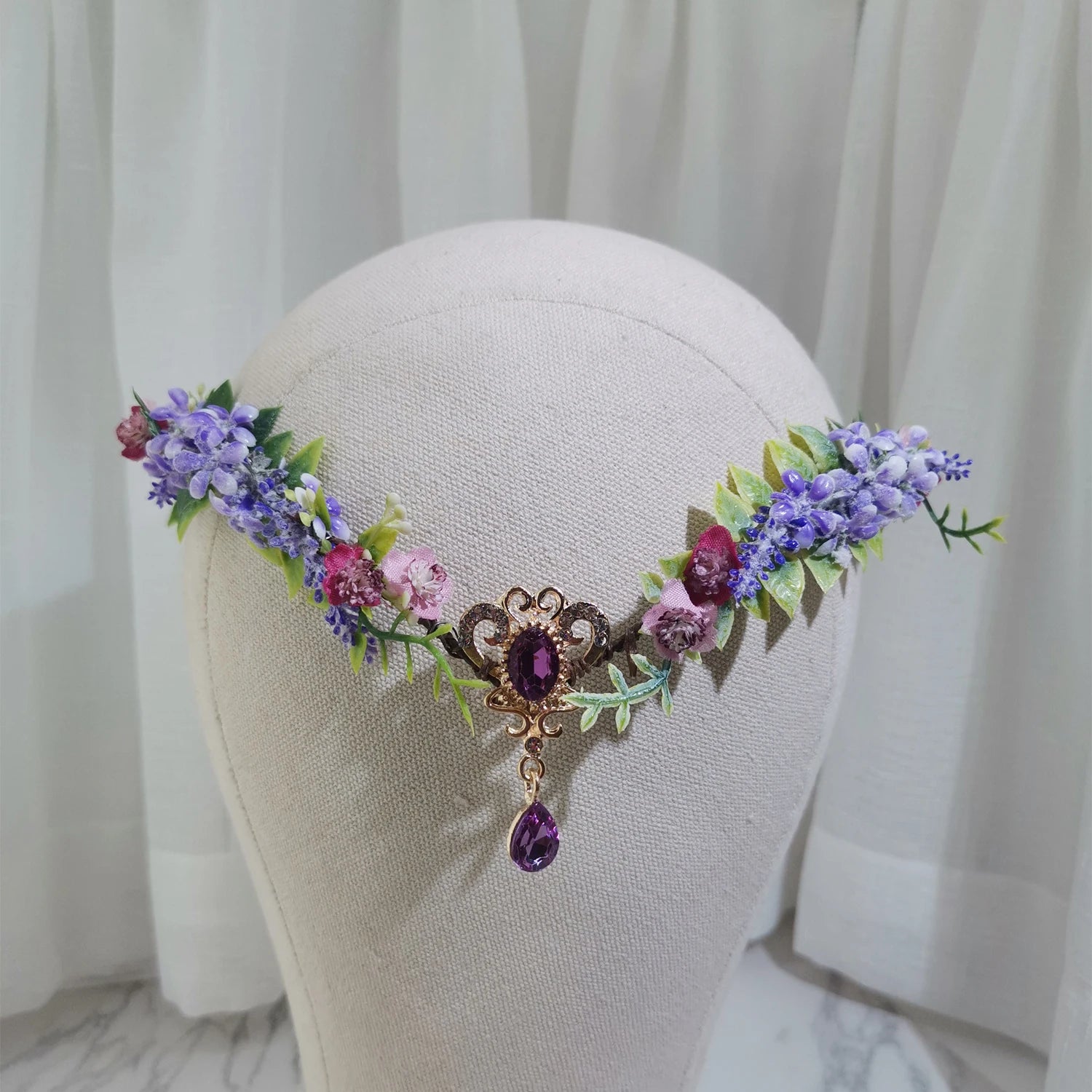 Couronne de fleurs, accessoires pour cheveux, décoration de chapeau, guirlandes florales printanières avec bijoux central luxueux
